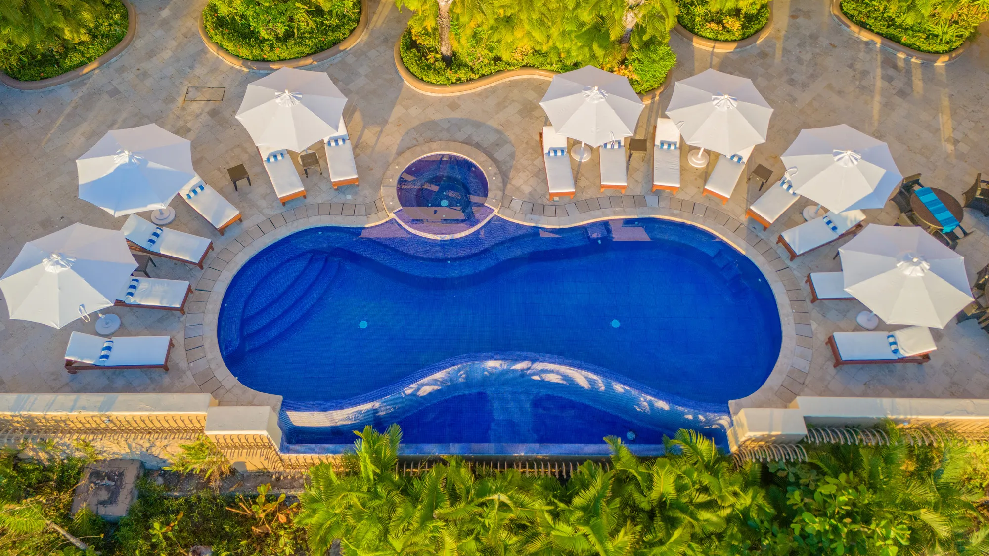 Villa Montecito infinity pool Puerto Vallarta hot tub