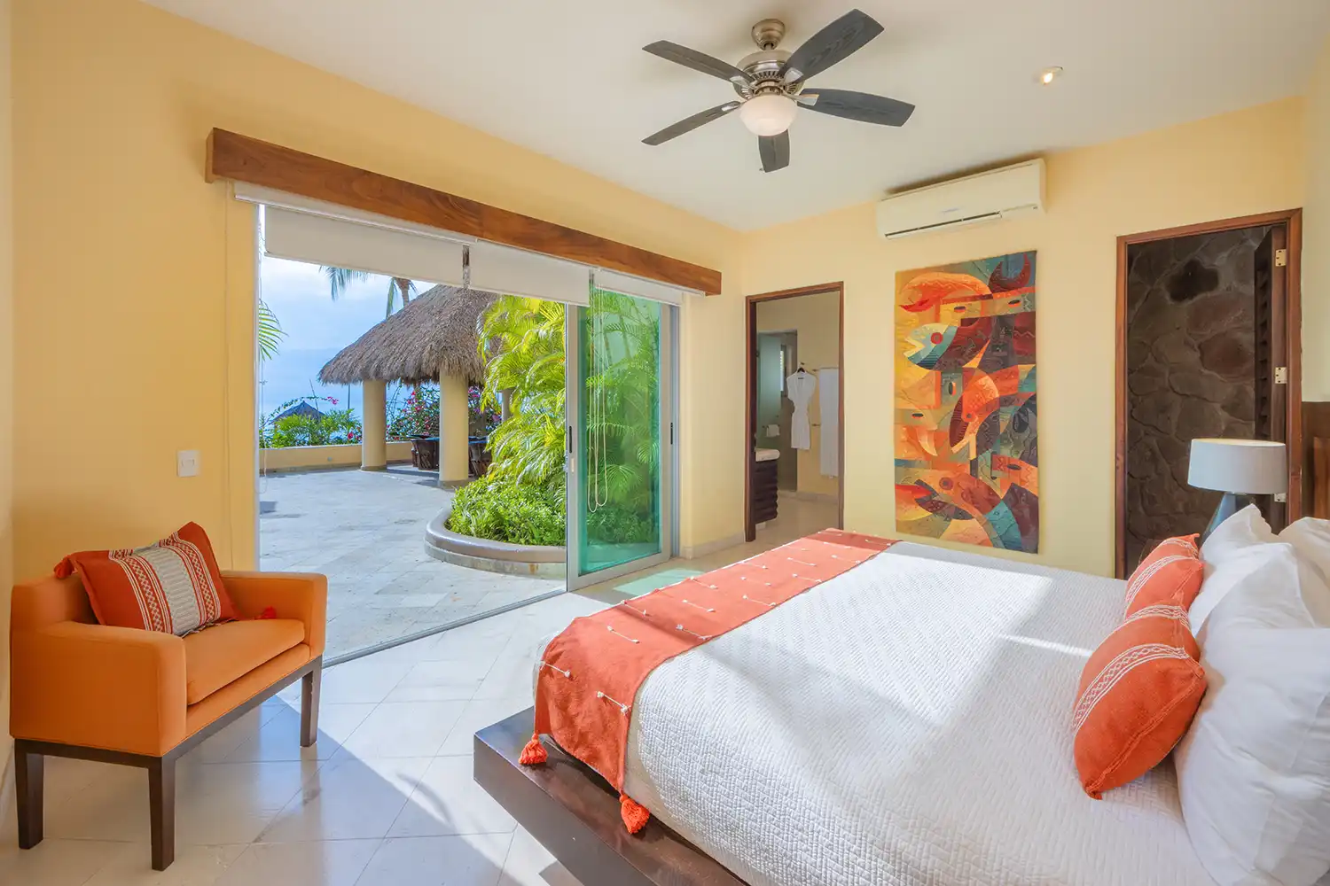 Villa Montecito suite near infinity pool